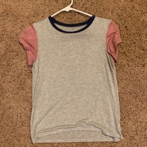 American Eagle Tshirt